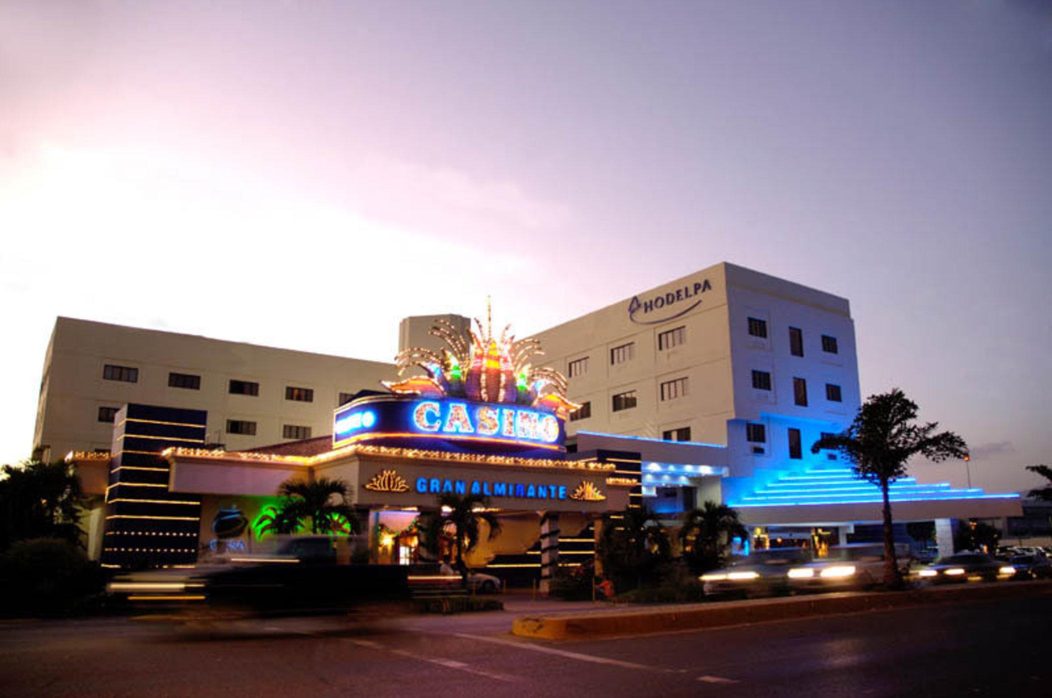Hodelpa Gran Almirante Hotel Santiago De Los Caballeros Kültér fotó