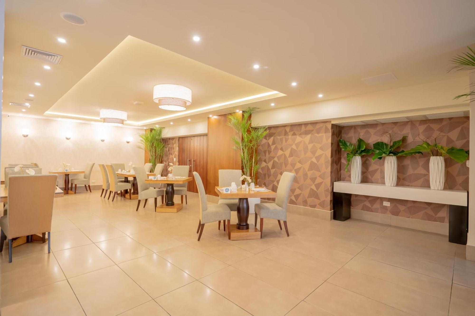 Hodelpa Gran Almirante Hotel Santiago De Los Caballeros Kültér fotó
